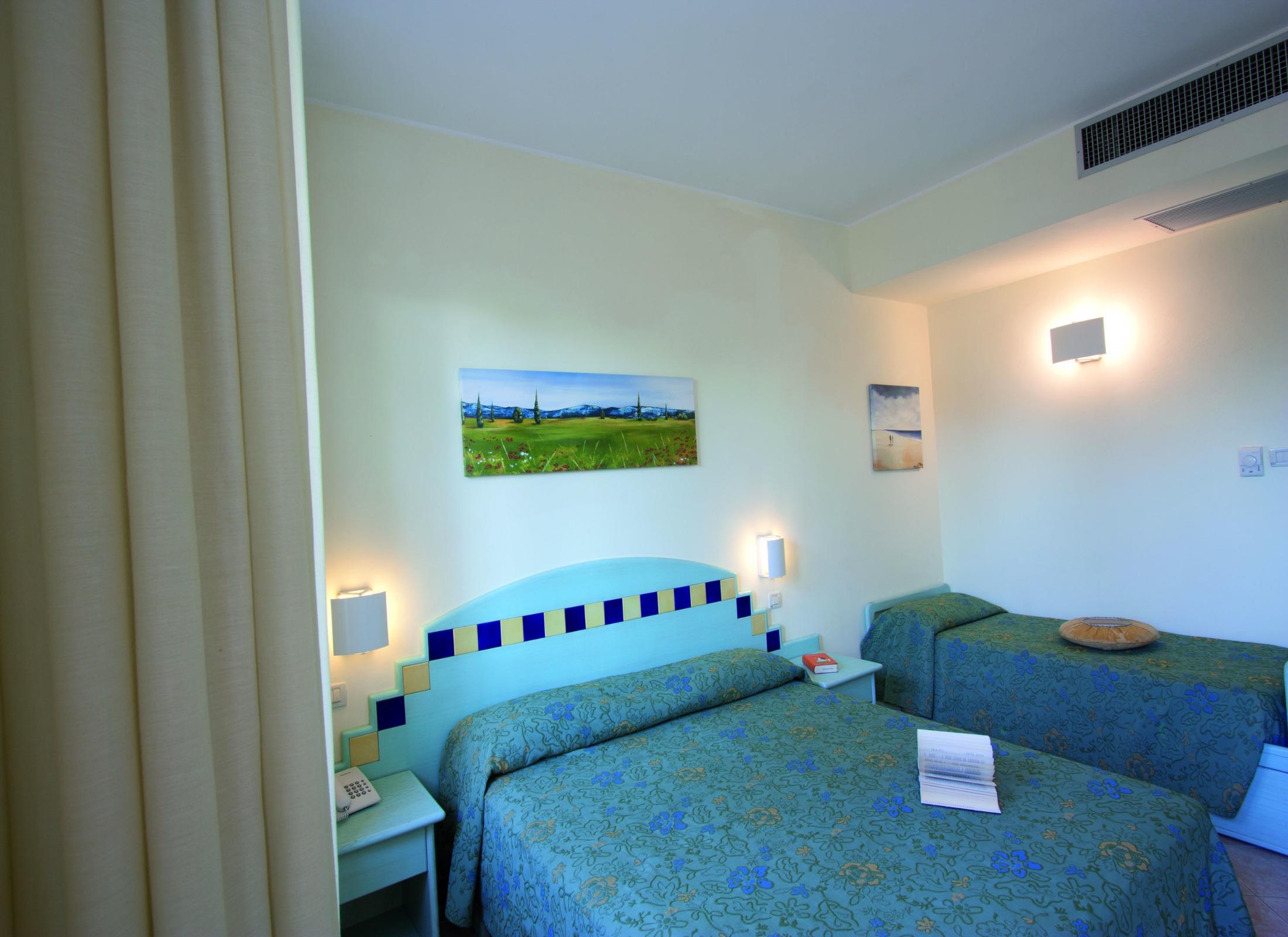 Hotel Tirreno ปาร์เกลียา ภายนอก รูปภาพ